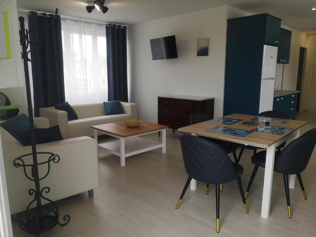 Place Alexandre Stanier Apt N 7 Avec Terrasse Asnelles Luaran gambar